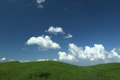草原と雲